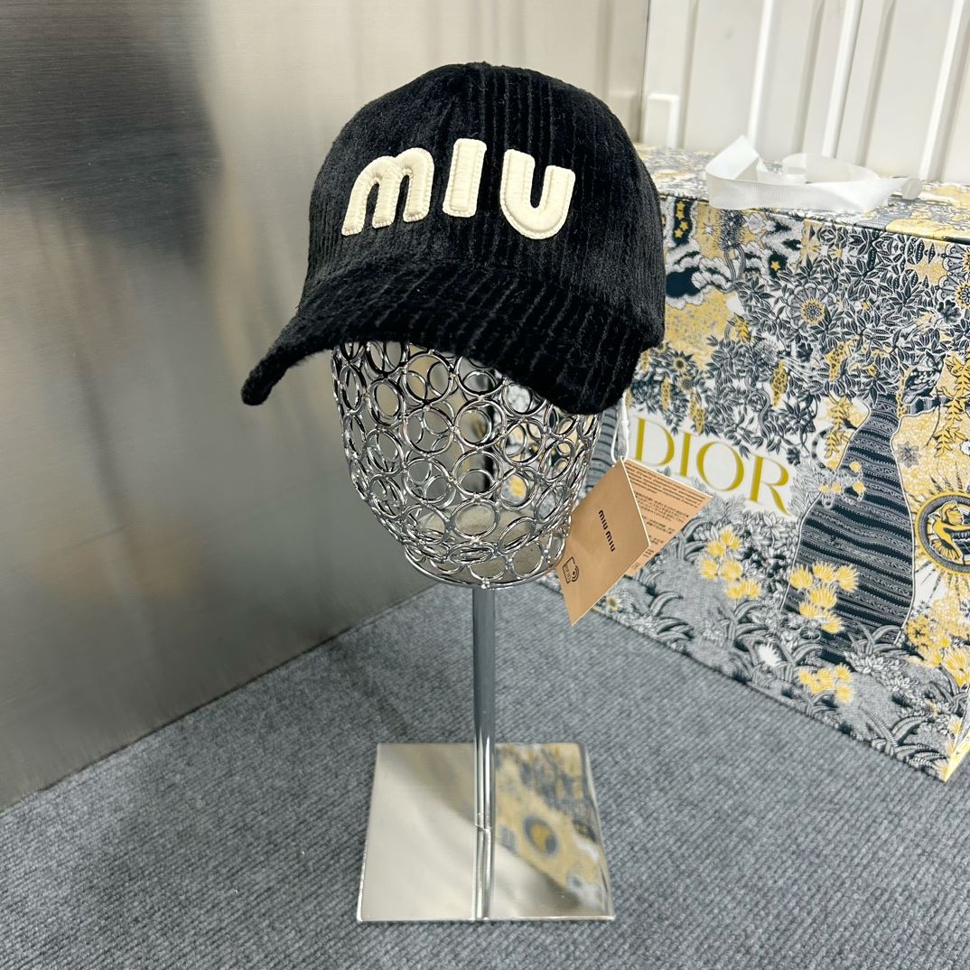 Miu Miu Caps